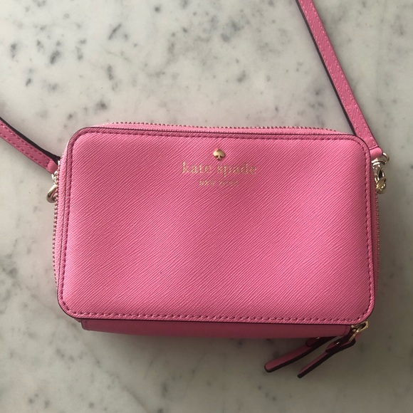 Kate Spade pink Crossbody wallet - Picture 1 of 8